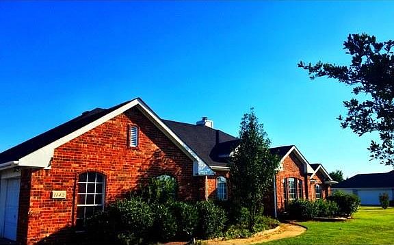 2nd image of 1142 Masters Dr