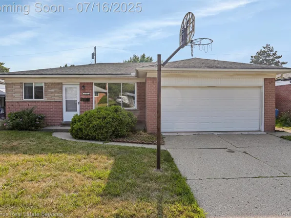 27821 Wagner Dr, Warren, MI 48093