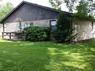 40 Victoria Dr, Millstadt, IL 62260