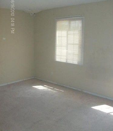 4th image of 3102 W Evans Dr