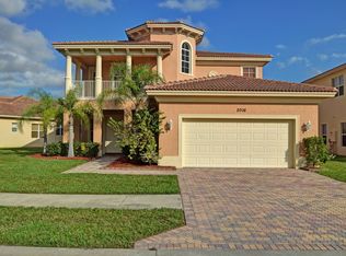 2016 Plainfield Dr SW, Vero Beach, FL 32968