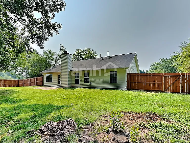 595 River Glen Ct — Photo 21