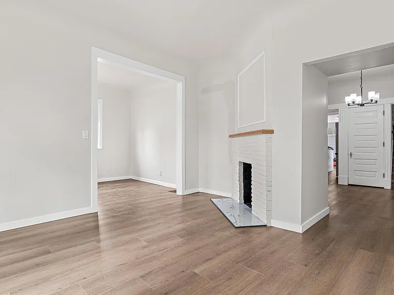 3401 Pillsbury Ave S — Photo 3
