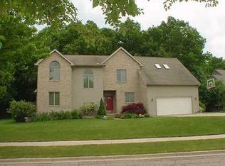 66 Chestnut Ct, Chelsea, MI 48118