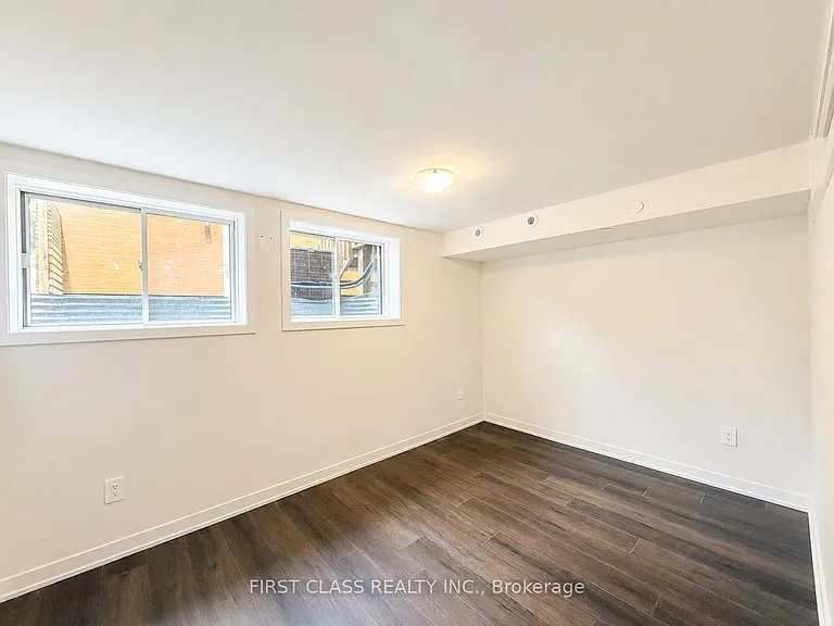 24 Garden Pl #BASEMENT — Photo 7