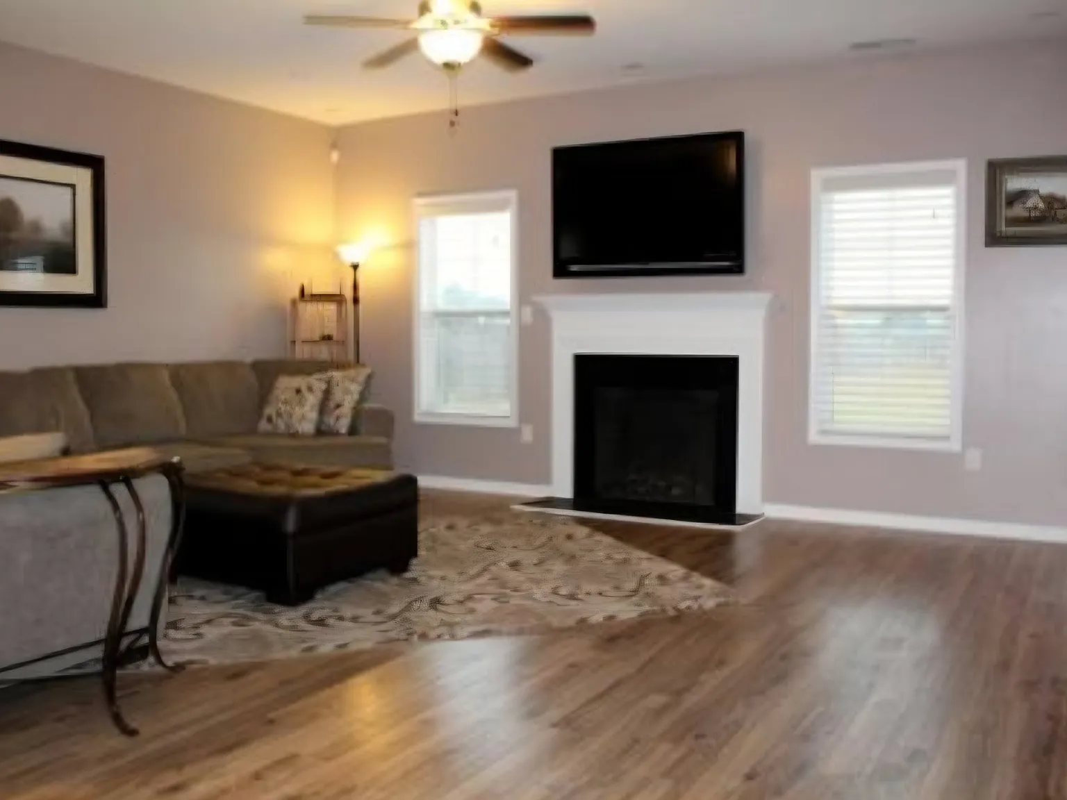 Beautiful 4 Bed, 2.5 Bath Single-Family Home | Pet-Friendly | Hope Mills — Photo 2