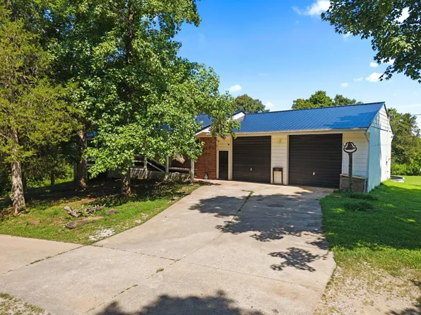 5750 Princeton Olney Rd, Princeton, KY 42445