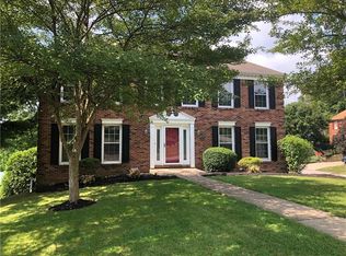 2022 Canyon Dr, Mc Kees Rocks, PA 15136