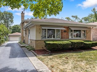 105 N 3rd Ave, Villa Park, IL 60181