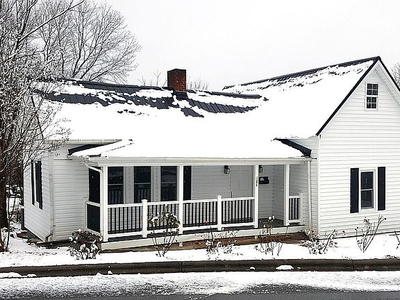2nd image of 184 Park Ave