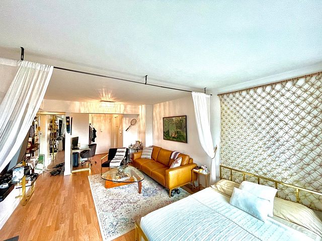 1st image of 401 E 65th St APT 10I
