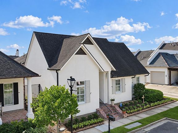 3rd image of 8215 Willow Grove Blvd