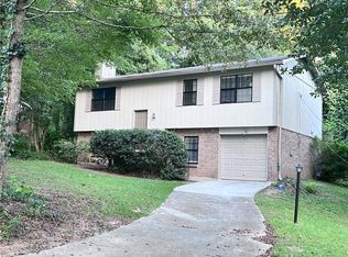 2936 Spanish Oak Dr SW, Lilburn, GA