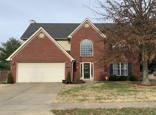 136 Carriage Ln, Midway, KY 40347