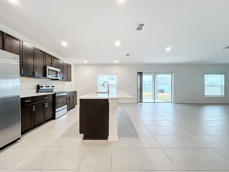 5627 Costa Blanca Way — Photo 8