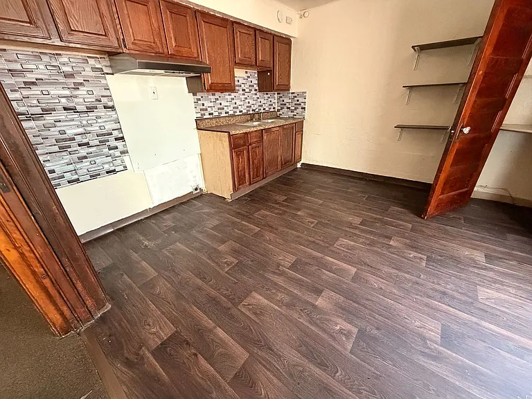 3601 W Highland Blvd — Photo 12