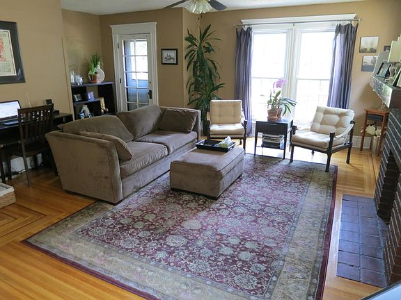 2nd image of 134 Richmond Ave