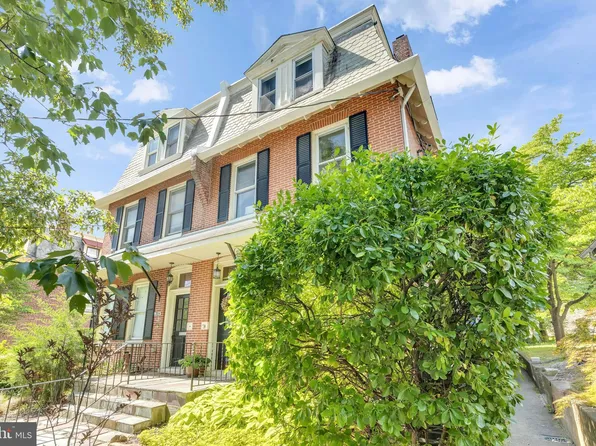 1306 W 9th St, Wilmington, DE 19806