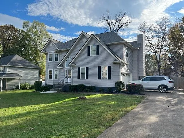 1626 Brandi Ln — Photo 1