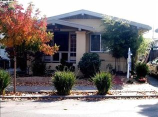 1033 Stanford Ave, Oakland, CA 94608