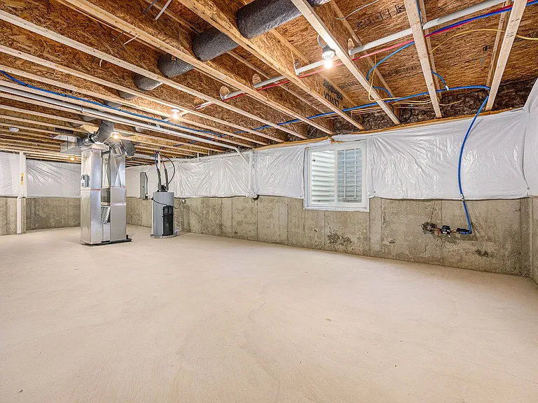 1835 Kingfisher Cir — Photo 18
