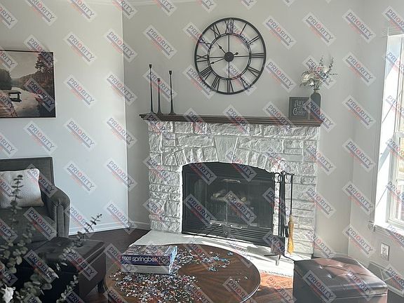 3rd image of 39 Dry Creek Dr
