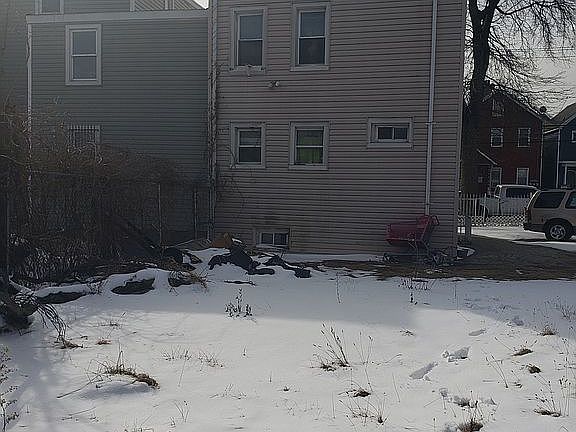 5th image of 127 Verona Ave