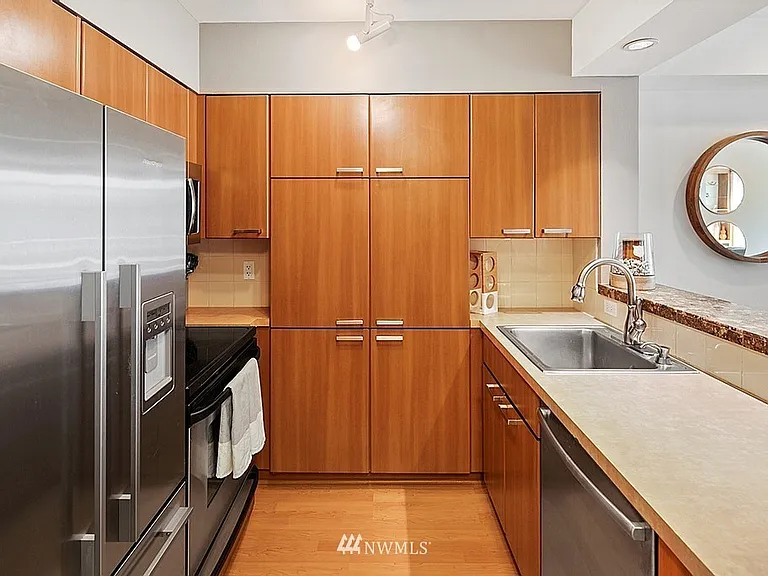 5001 California Ave SW #513 — Photo 6