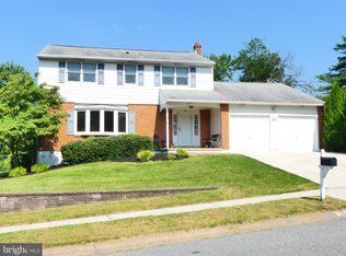 4 Holt Rd, Newark, DE 19711