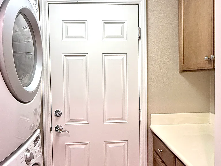2866 Alnwick Ave #3 — Photo 4