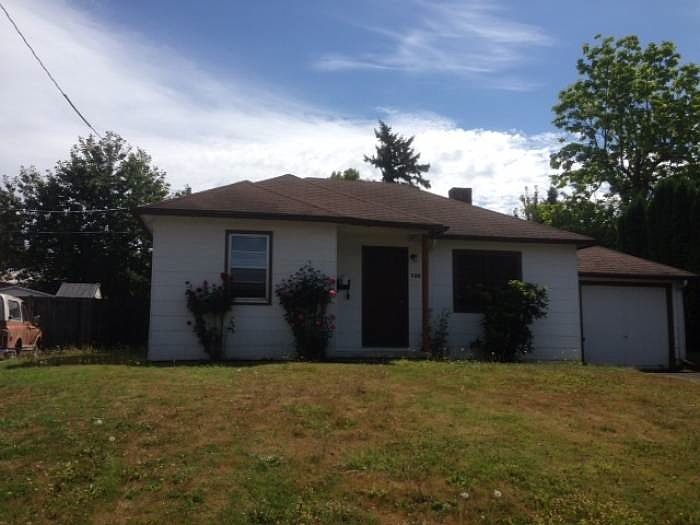 2nd image of 125 Maple Blvd