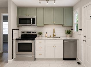 8305 Morganford Rd, Saint Louis, MO 63123