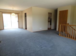 1790 Joseph Ct, Elgin, IL 60123