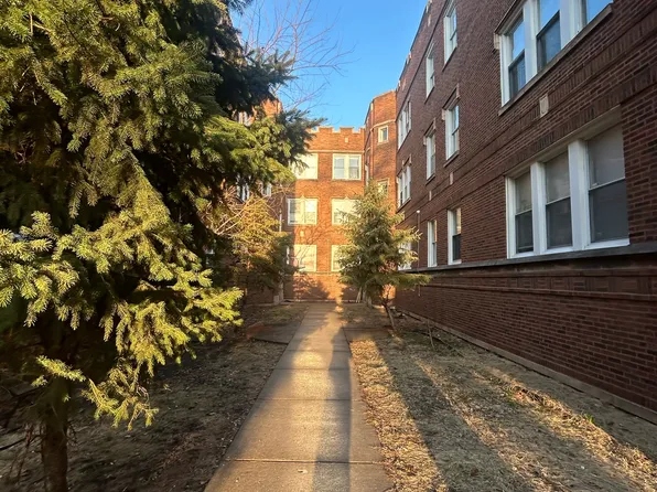 9120 S Dauphin Ave APT 3W, Chicago, IL 60619