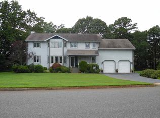 2 Cole Ave, Ocean View, NJ 08230