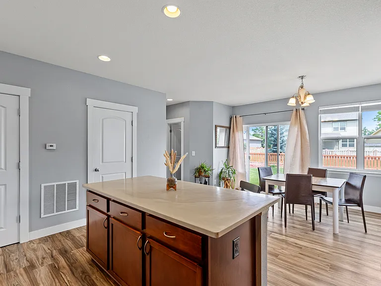 1552 Edenbridge Dr — Photo 5