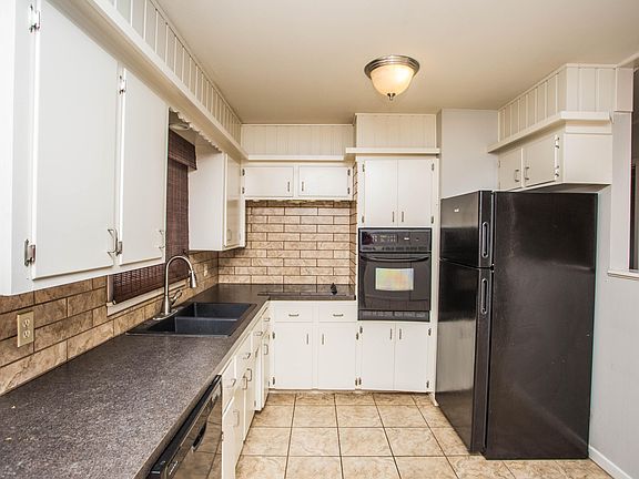 5th image of 4932 9th St