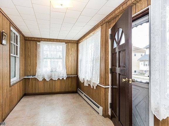 2nd image of 150 Boyle Ave