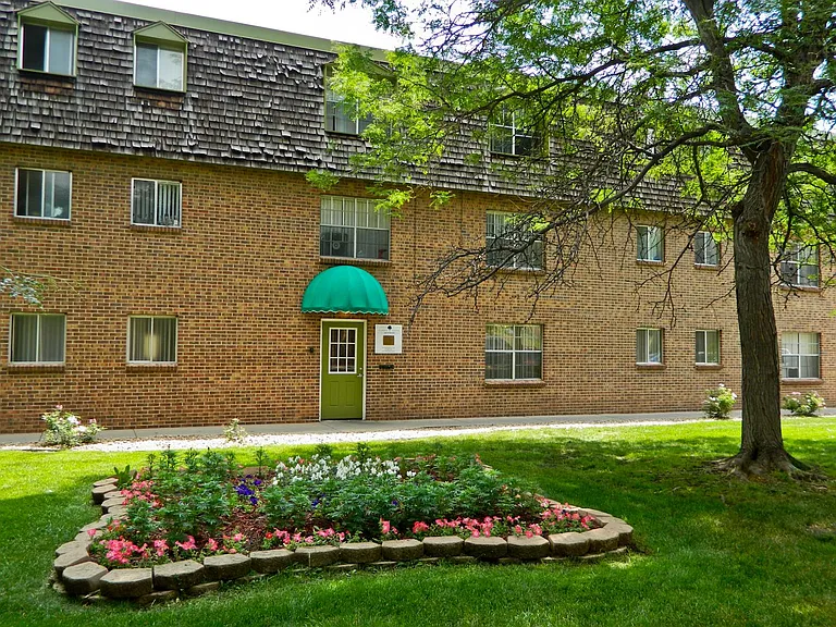 Garden Center Apt. 62, 64 & 70 — Photo 1