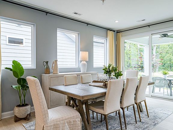 The Wallridge - Dining Room