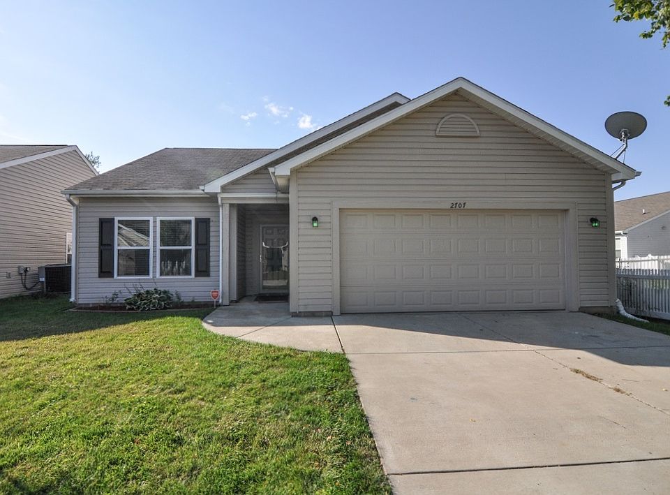 1st image of 2707 Bond Dr