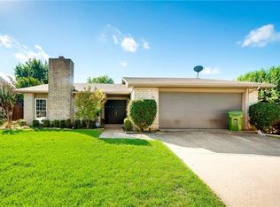 904 Forest Glen Dr, Bedford, TX 76021