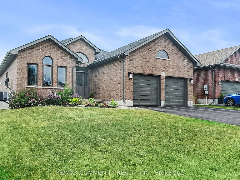 11 Stonecrest Blvd — Photo 3
