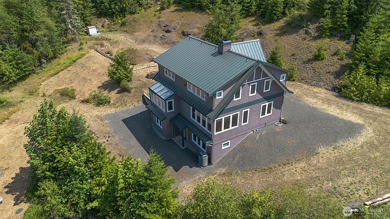 4th image of 573 Antler Ridge Road