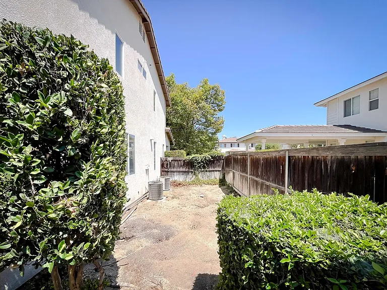 7905 Leway Dr — Photo 68