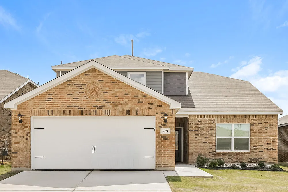 4 bed, 2.5 bath, 2173 sqft, $2,445 — Photo 1