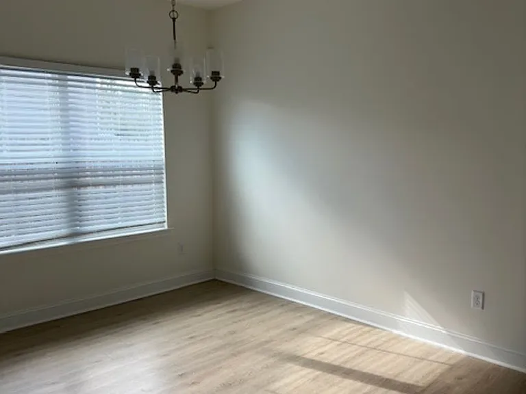 241 Whipple Ave — Photo 5