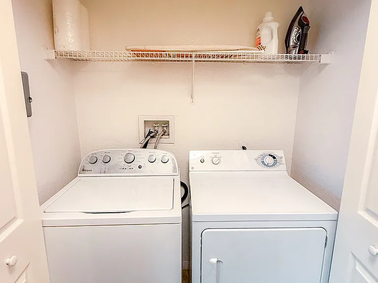 In-unit washer & dryer