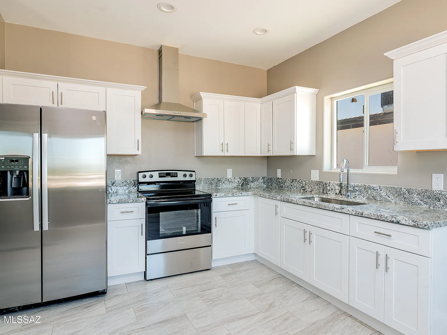 3 bed, 2.0 bath, 1079 sqft, $1,500 — Photo 3