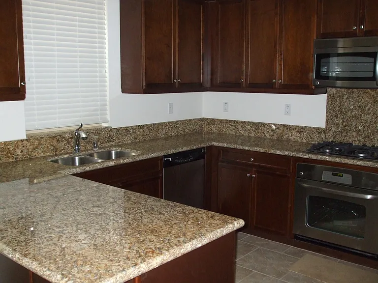 1812 Cyan Ln — Photo 15